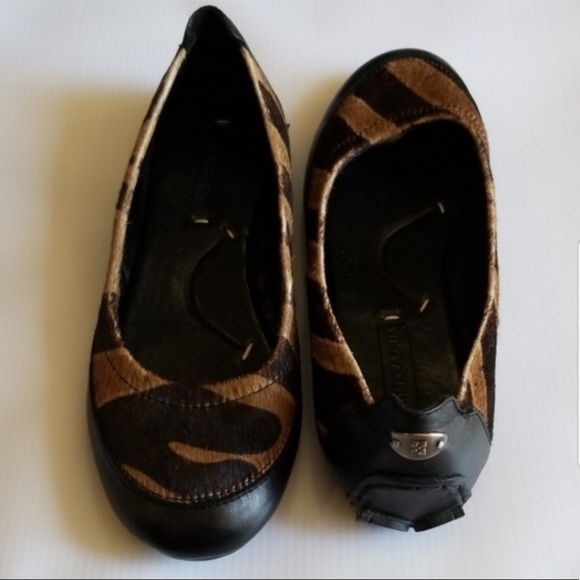 BgbcMaxazria shoes size 7.5 - Picture 2 of 8